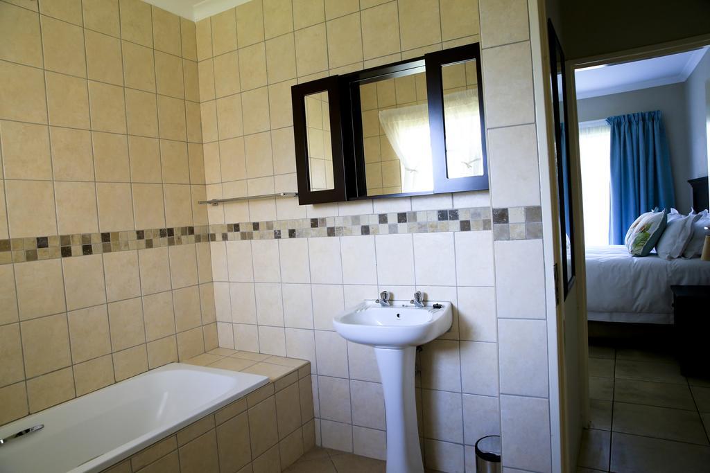African Eagle Apartments Witfield Buitenkant foto